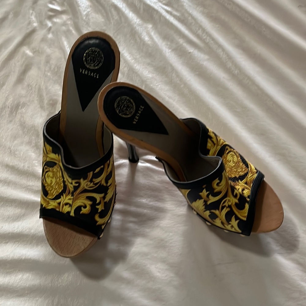 Versace Medusa Platform mules